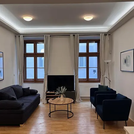 City Centre Apartment With Parking Praga Exterior foto