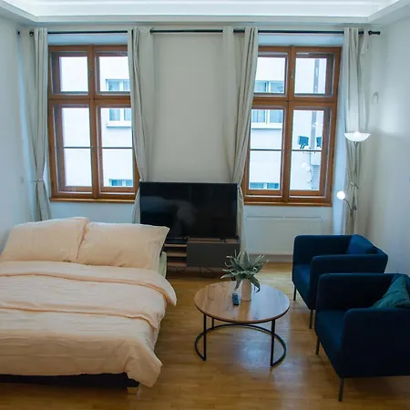 City Centre Apartment With Parking Praga Exterior foto